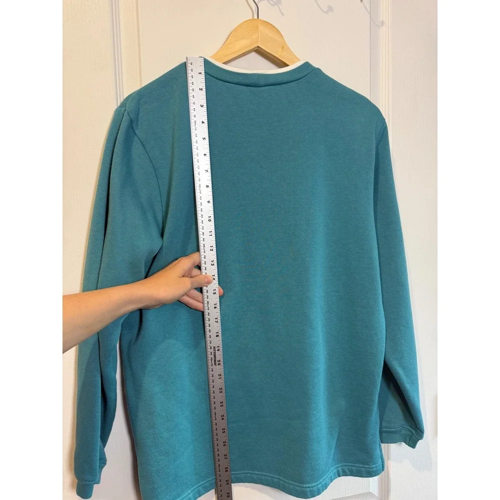Blair Women's Medium Embroidered Floral Sweatshirt Blue Cottagecore Crewneck